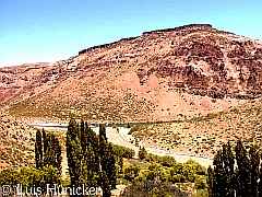 Confluencia de los r&iacute;os Neuqu&eacute;n y Varvaco
