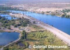 Río Limay, zona de chacras