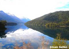 Lago Falkner - Camino de los 7 Lagos