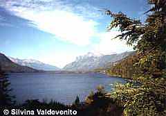 Lago Huechulafquen, cerca de Junín de los Andes 