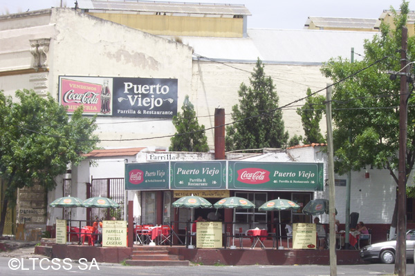 Puerto Viejo parrilla, in front of the square