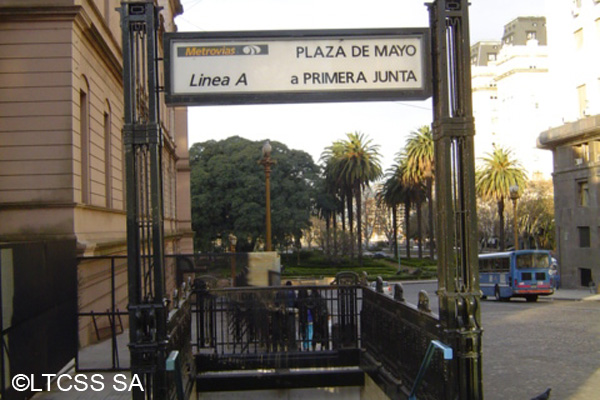 Sunset in Plaza de Mayo