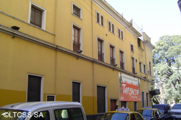 Teatro Liceo, desde la calle Paraná