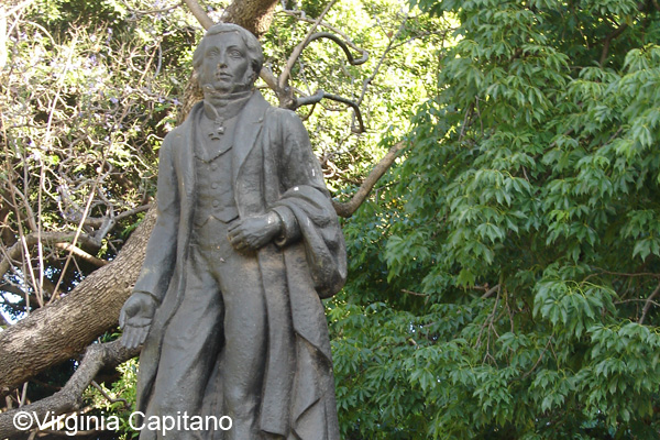 Monumento a los colaboradores del General San Martín