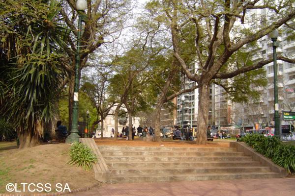 Book fair in Plaza Italia