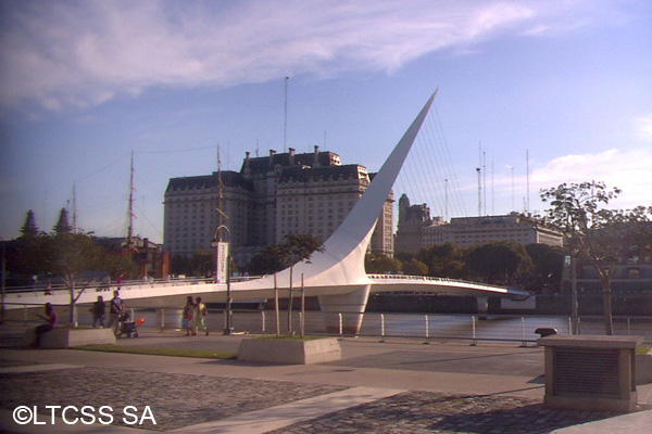 Puente de la Mujer