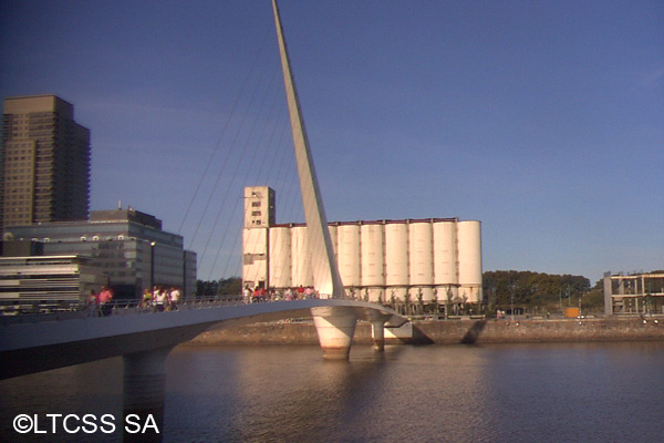 Puente de la Mujer