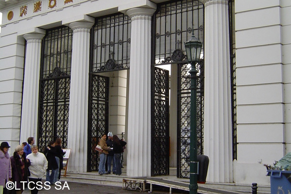 En este cementerio están enterrados hombres y mujeres notables dfe la historia argentina