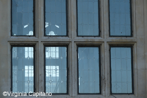 Torre Monumental (ex Torre de los Ingleses) ubicada en la Plaza Armada Argentina, entre la Plaza San Martín y la Estación de Retiro.