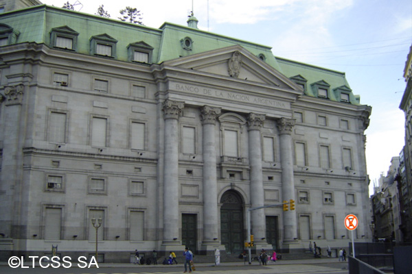 Banco de la Nación (Bank of the Nation), designed by the architect Alejandro Bustillo