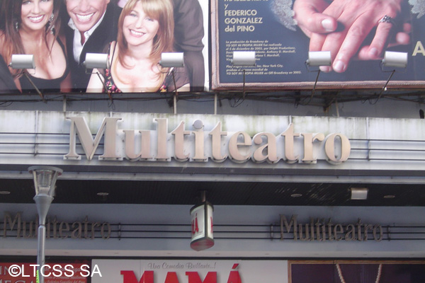 The Multiteatro, an icon of Corrientes Avenue