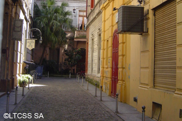 La Piedad is the only passage with horseshoe shape in Buenos Aires