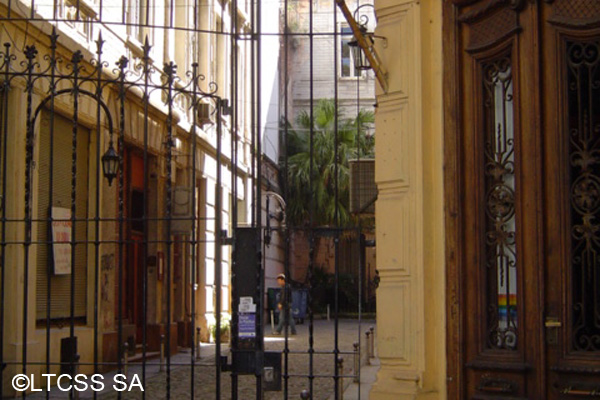 El Pasaje La Piedad es el único en forma de herradura de Buenos Aires