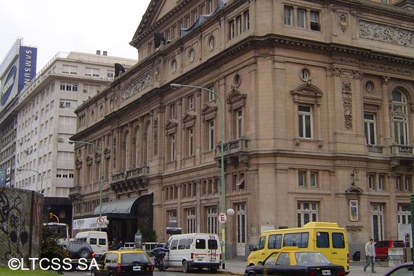 El mítico Teatro Colón cumplió 100 años en mayo del 2008
