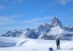 Trekking sobre el Campo de Hielo Continental Patagónico