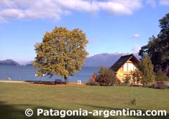 Bahia Arauco, Villa la Angostura