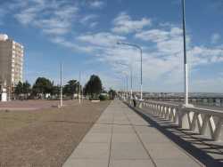 Puerto Madryn coastal avenue