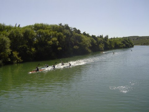 Kayaks en el Río Negro