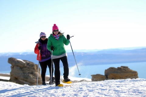 Caminata con raquetas de nieve - Calafate Mountain Park - Patagonia Argentina.