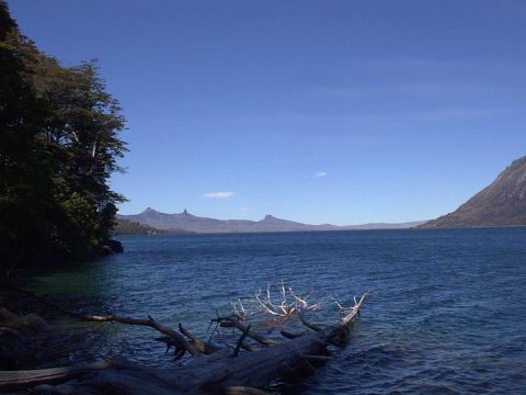 Lago Huechulafquen - Junín de los Andes