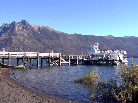 Puerto Canoa - Lago Paimún - Patagonia Argentina