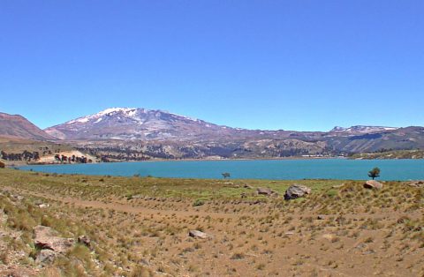 Lago Caviahue - Patagonia Argentina