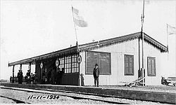 Foto histórica de la estación de trenes de Las Heras (1934) . Archivo cronicaferroviaria.org.ar